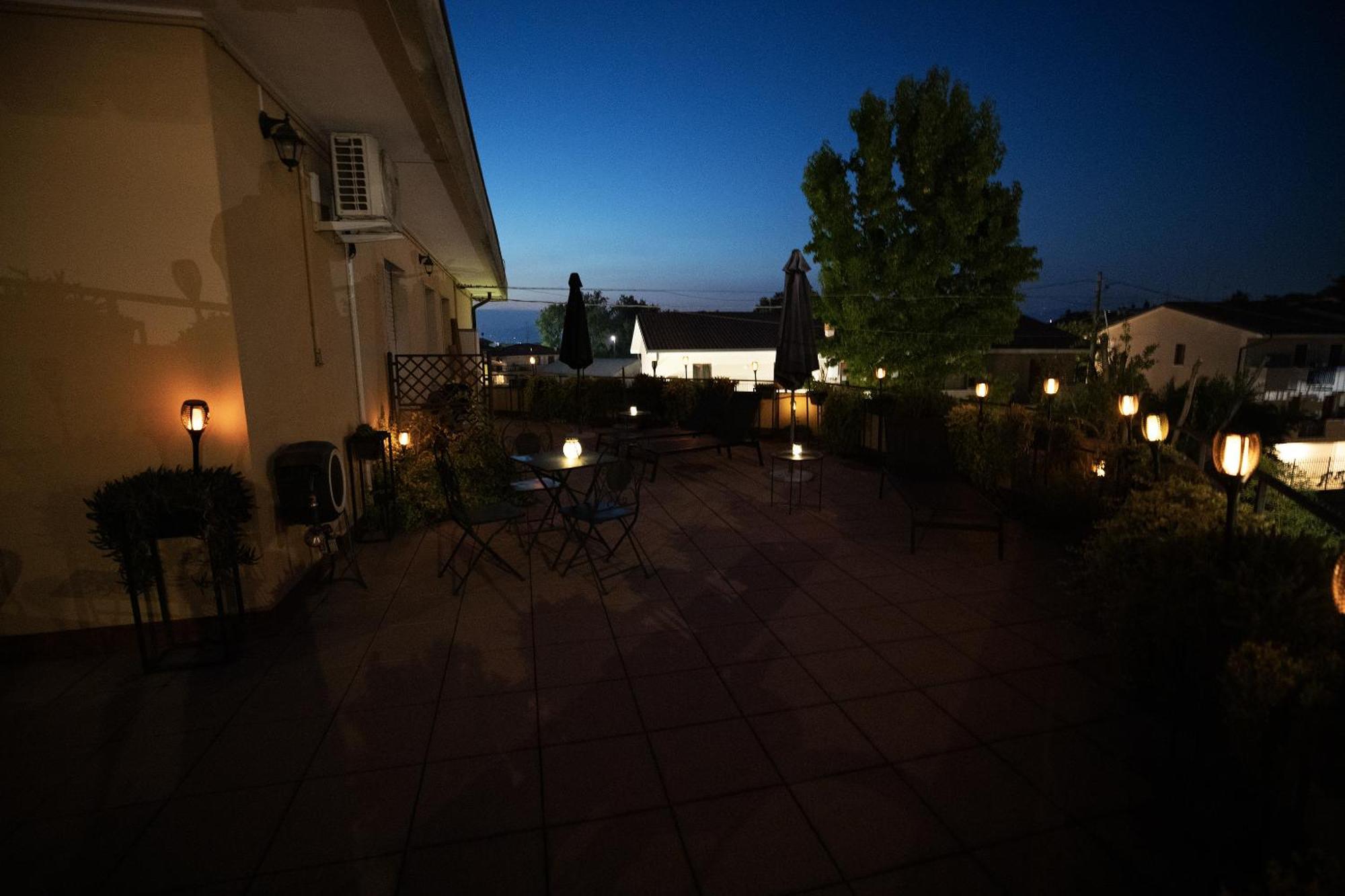 Bru Rooms Peschiera del Garda Eksteriør bilde