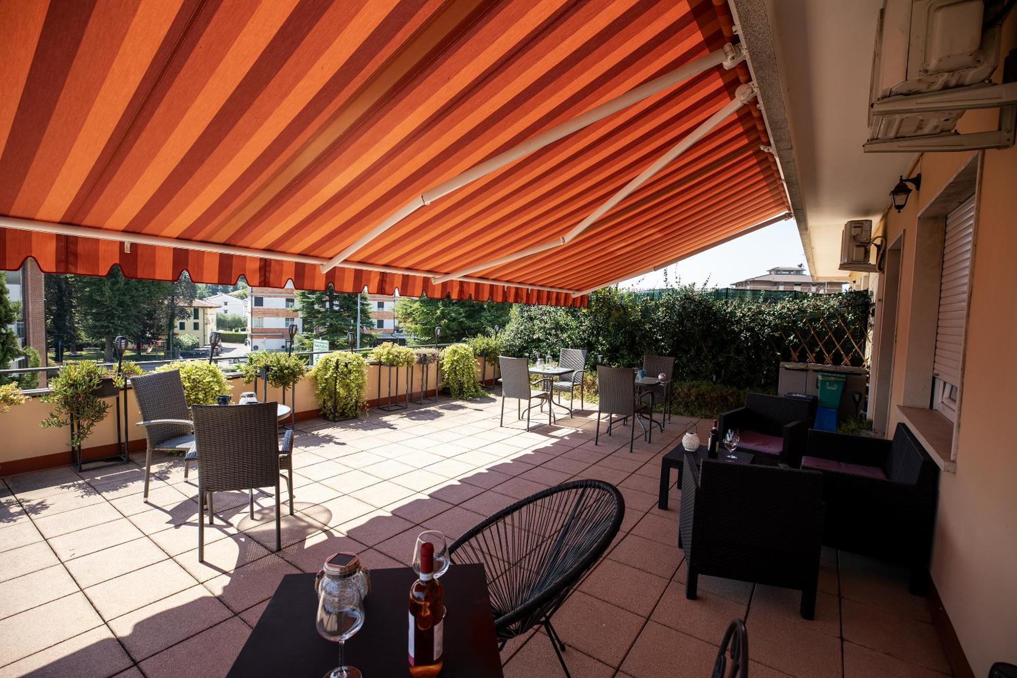 Bru Rooms Peschiera del Garda Eksteriør bilde
