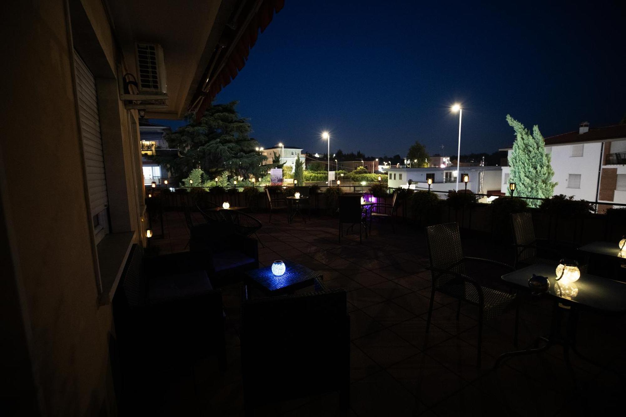 Bru Rooms Peschiera del Garda Eksteriør bilde