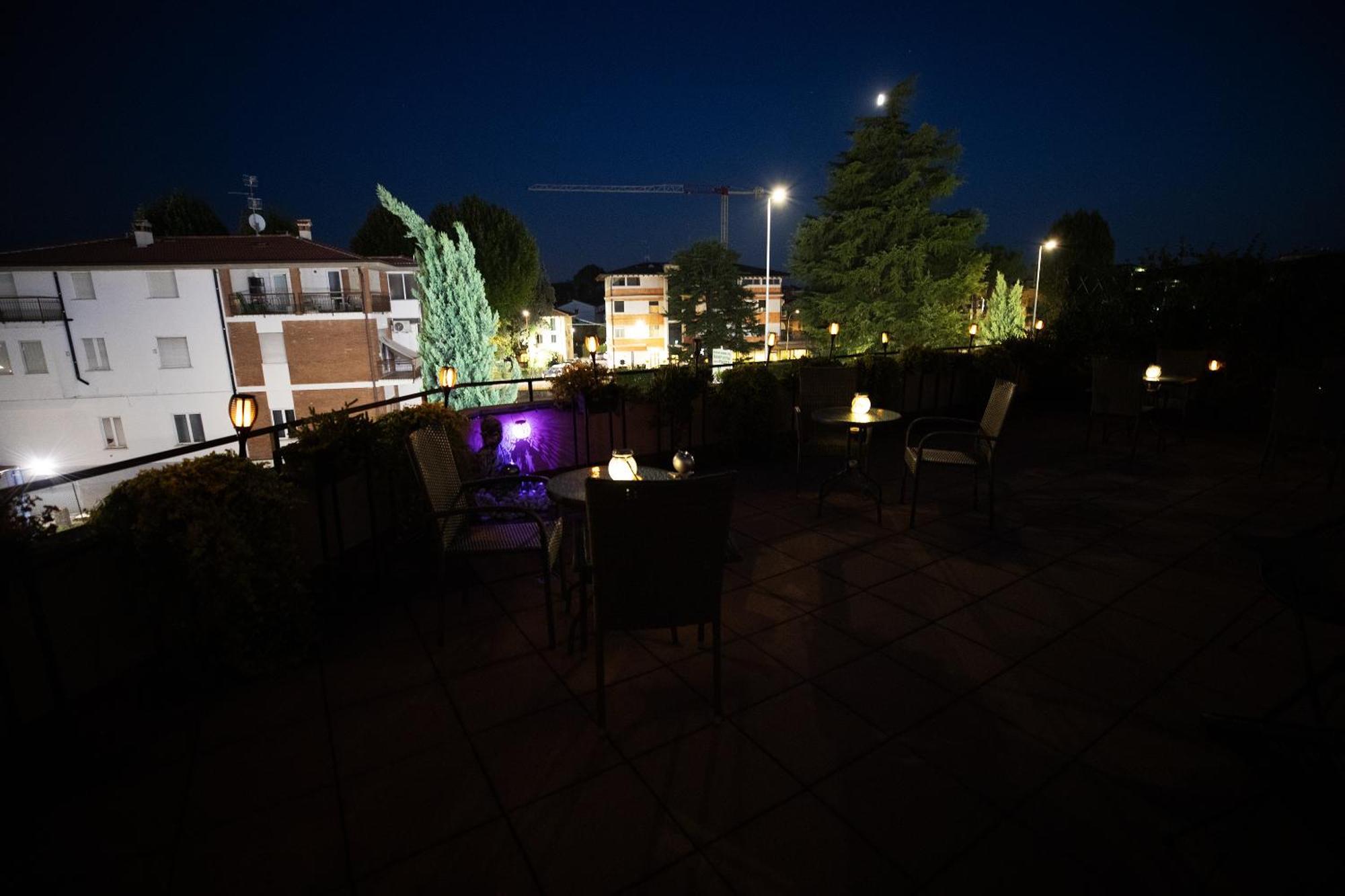 Bru Rooms Peschiera del Garda Eksteriør bilde
