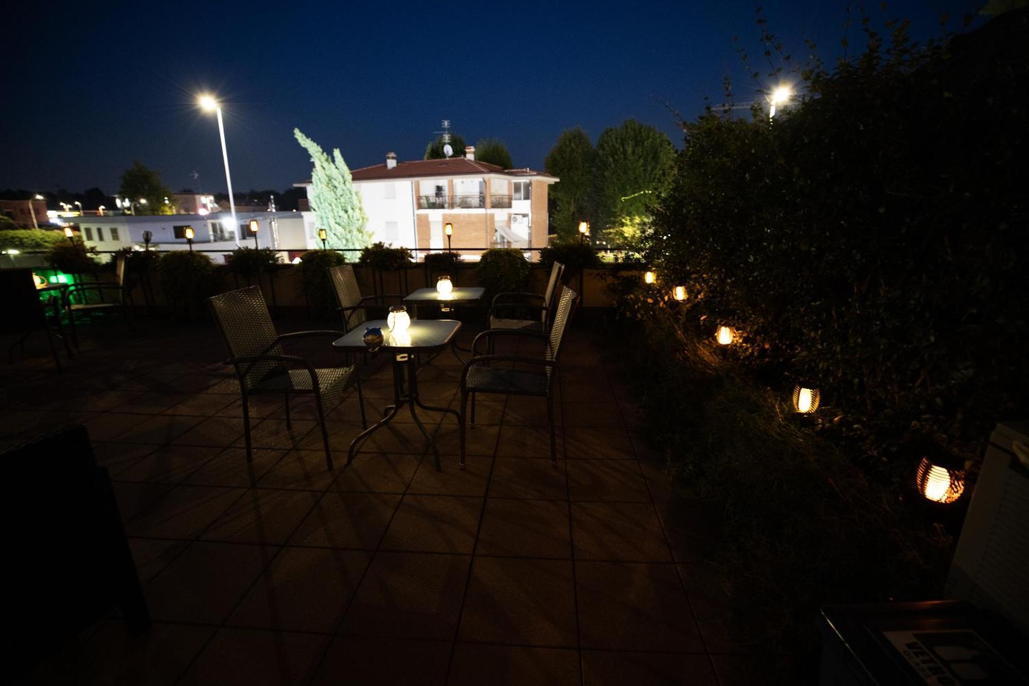 Bru Rooms Peschiera del Garda Eksteriør bilde